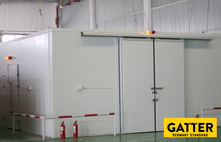 Những lưu ý khi lắp đặt cửa kho lạnh bảo quản